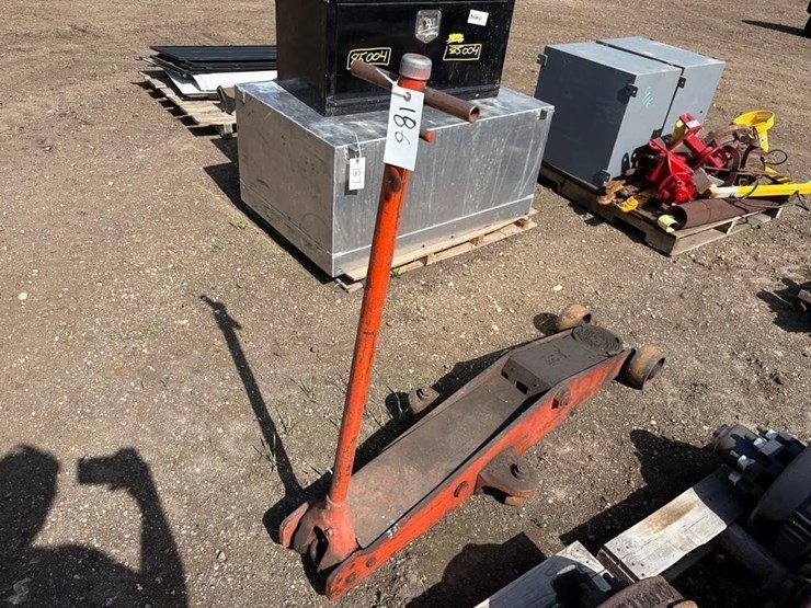 floor-jack-image-1