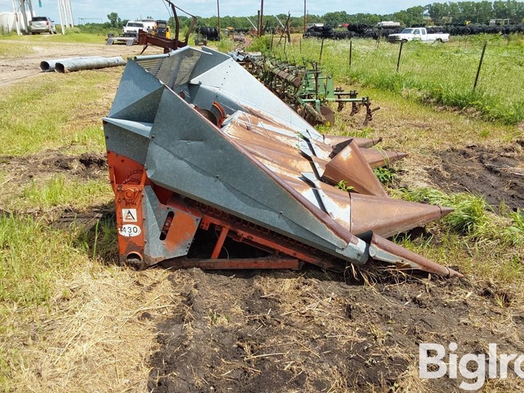 allis-chalmers-430f-4r30"-corn-head-image-4