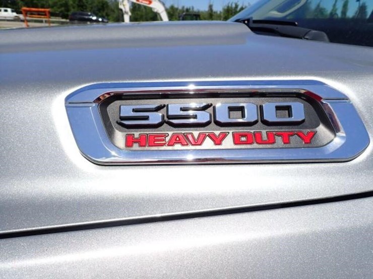 2022-dodge-ram-5500-image-10