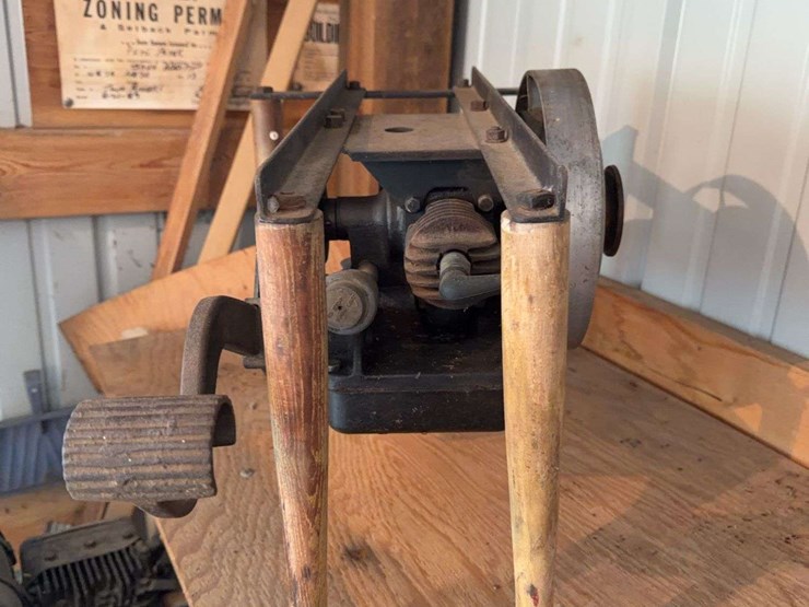 twin-cylinder-maytag-image-2