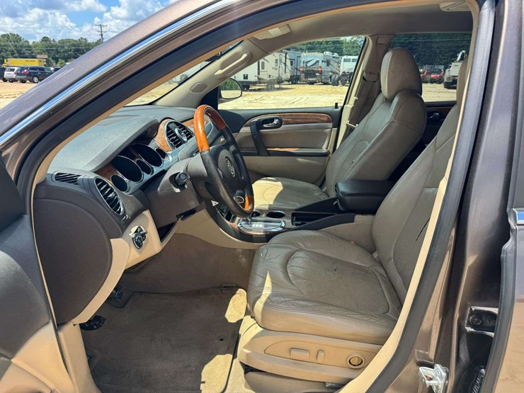 2009-buick-enclave-cxl-image-10