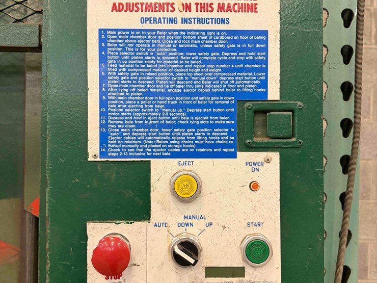 philidelphia-tramrail-2300-hd-vertical-baler-image-13