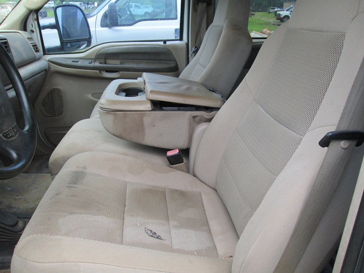 2004-ford-f450-xlt-image-35