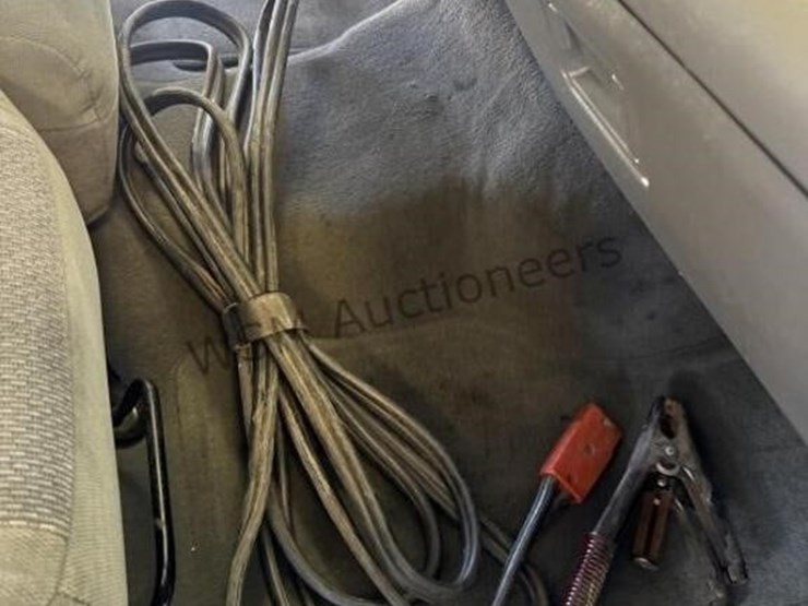 2004-ford-f350-image-30
