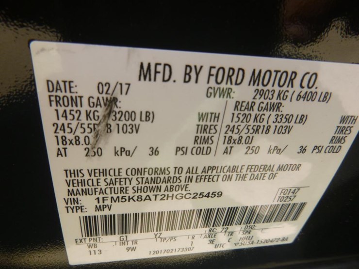 2017-ford-explorer-image-17
