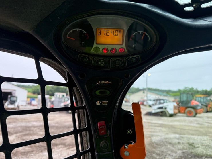 bobcat-t450-image-25