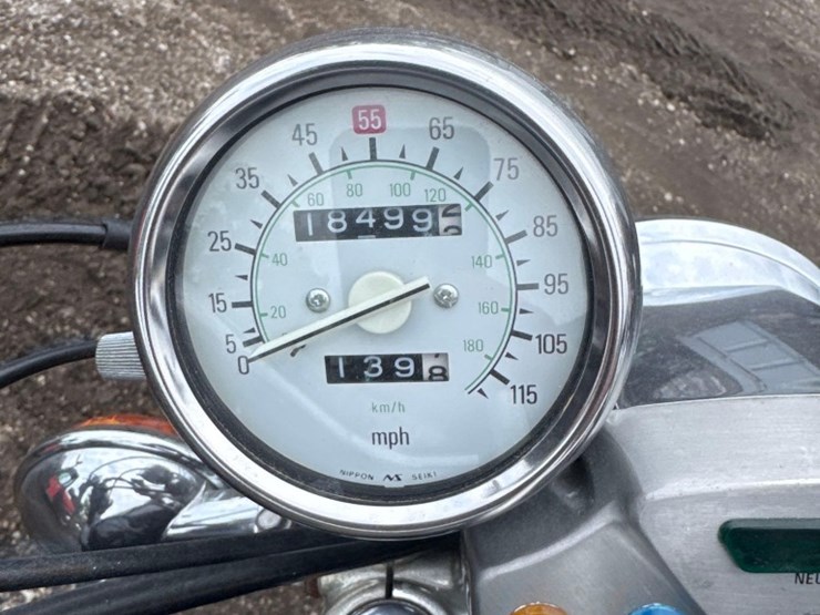 1997-yamaha-xv750-motorcycle-image-4