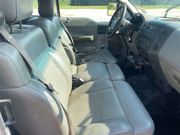 2005-ford-f150-image-18