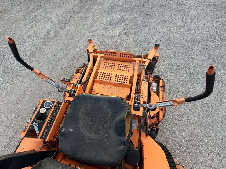 2013-scag-turf-tiger-52"-zero-turn-mower-image-20