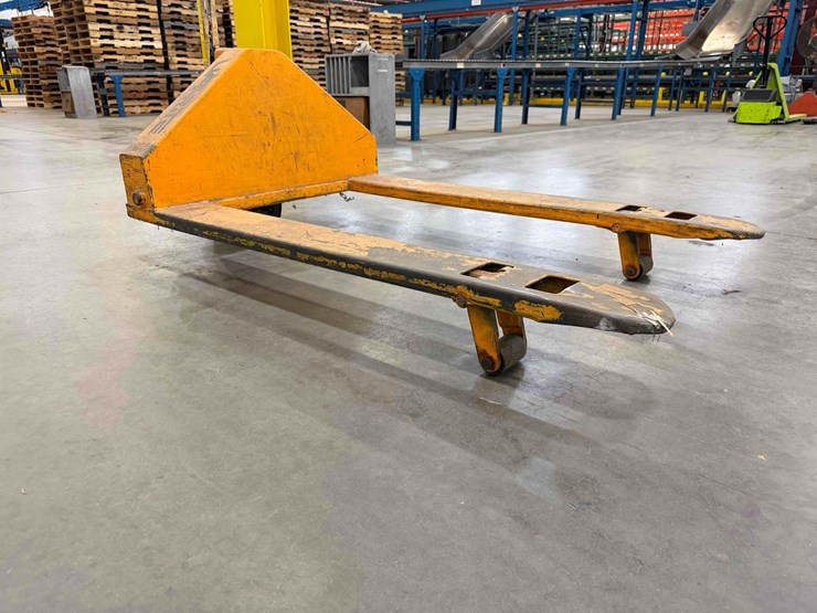 manual-pallet-jack-image-4