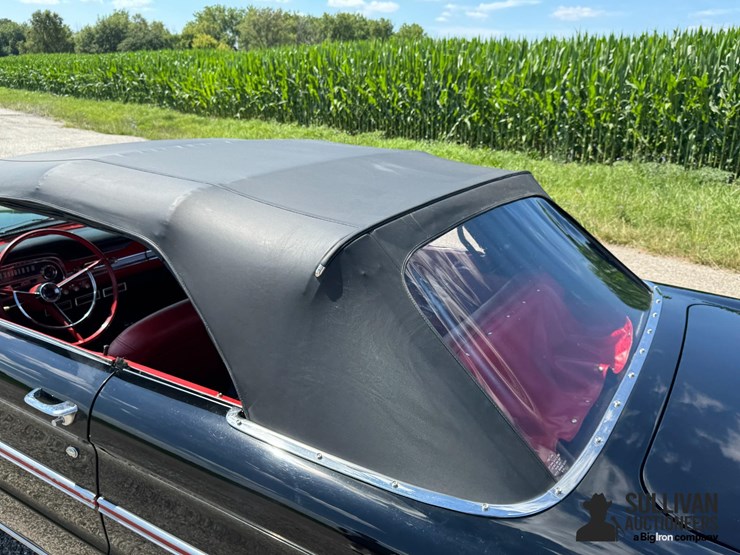 run-#95.1---1963-ford-falcon-futura-convertible-image-11