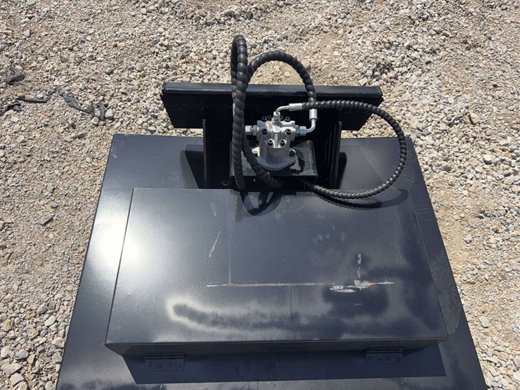 43”-hydraulic-mini-skid-steer-cutter-image-5