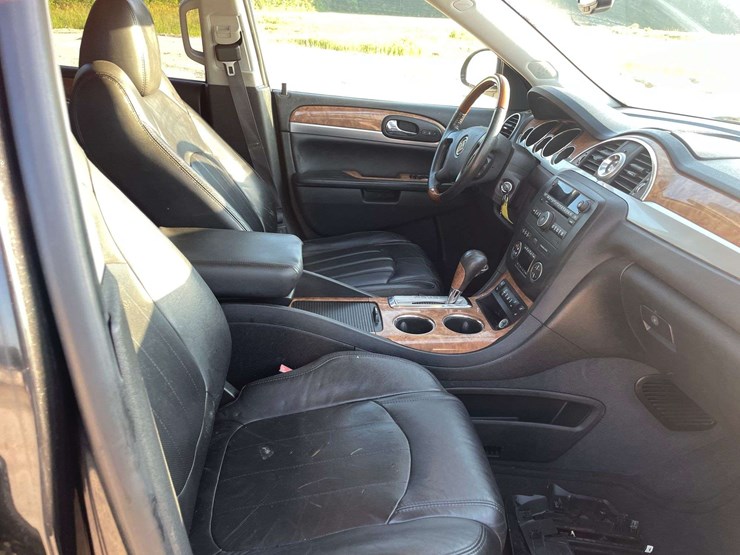2012-buick-enclave-image-18