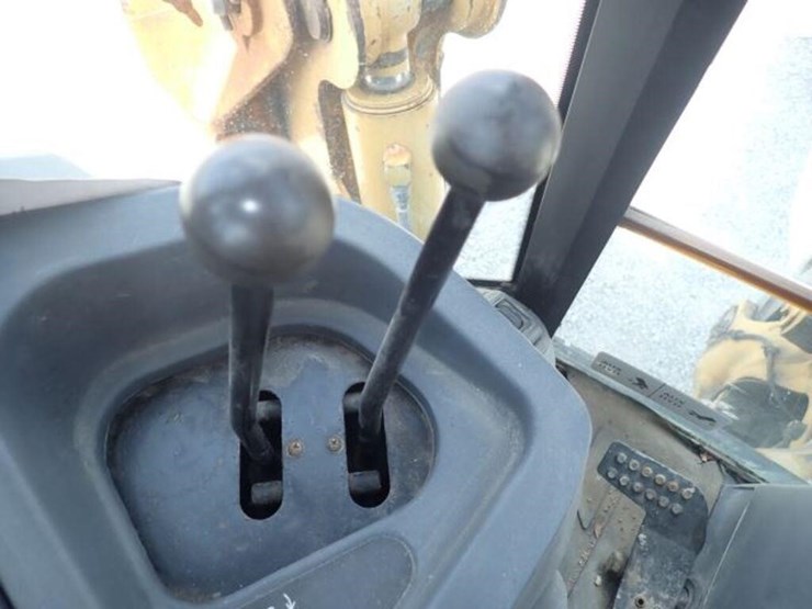 2009-deere-310sj-image-24