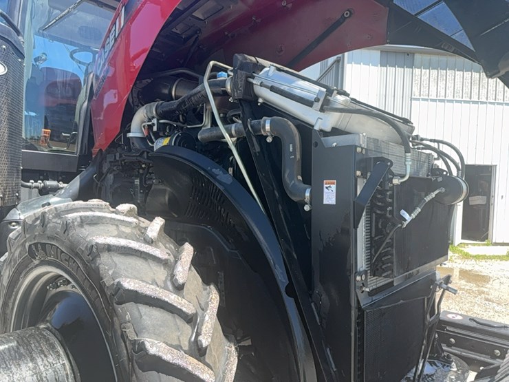 2020-case-ih-magnum-340-image-32