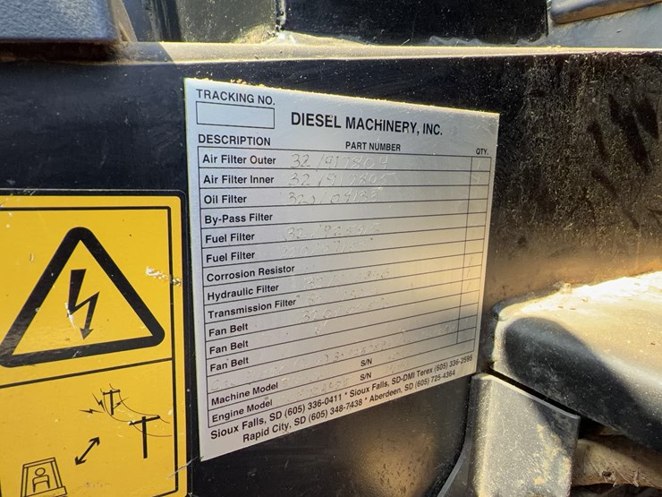 2011-jcb-510-56-image-43