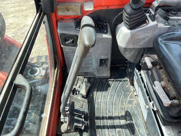 2008-kubota-kx121-3st-image-21