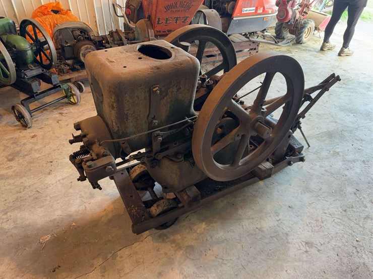 fairbanks-z-6-hp-engine-image-1