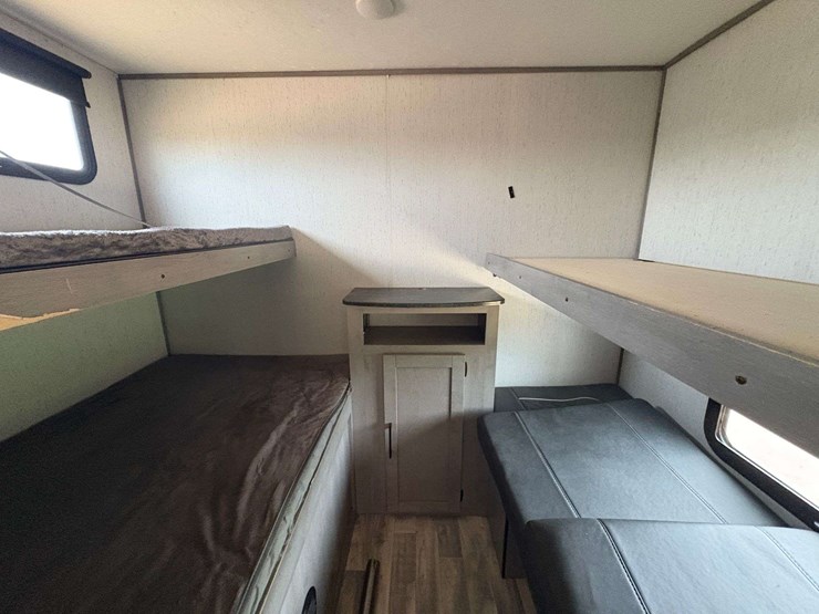 2021-keystone-kodiak-se-travel-trailer-image-29