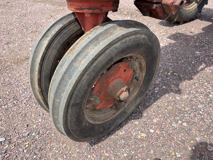 1951-j.i-case-tractor-image-31