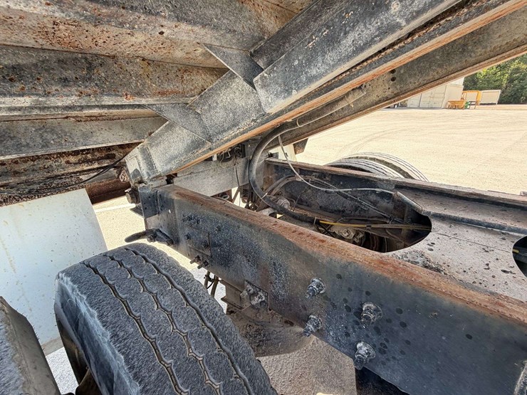 2006-mack-granite-ct713-image-48