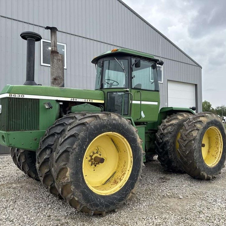 JOHN DEERE 8630