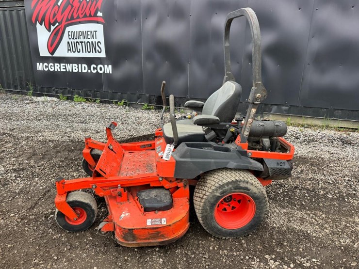 2016-kubota-z725kh-image-3