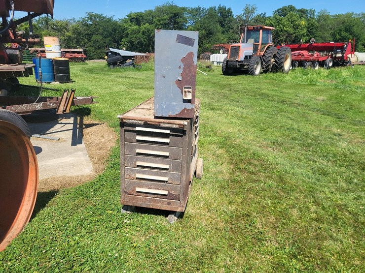 portable-tool-box-and-bolt-bins-w/contents-image-7