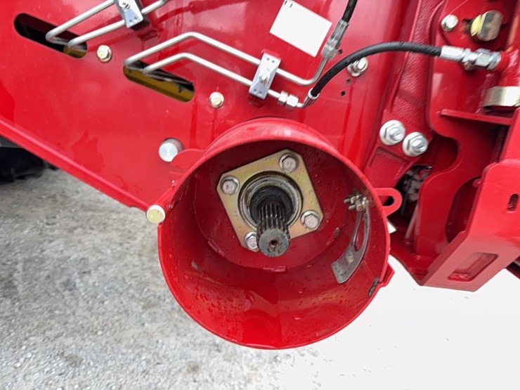 2022-case-ih-8250-image-11