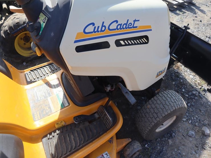 cub-cadet-lt1042-image-15