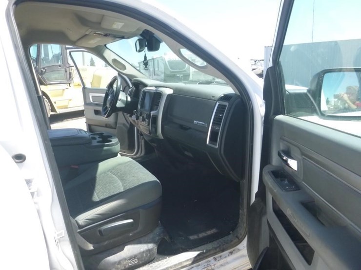 2019-dodge-1500-image-6