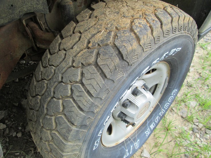 2006-chevrolet-2500hd-image-15