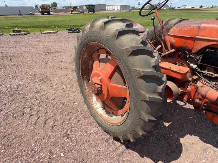 1952-case-sc-tractor-image-28