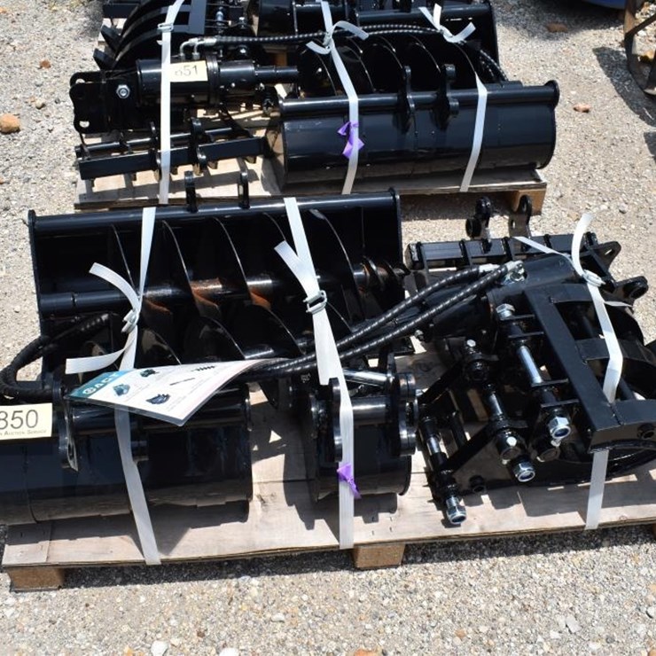 MINI EXCAVATOR ATTACHMENT SET