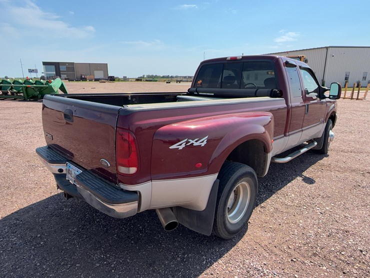 2004-ford-350-image-5