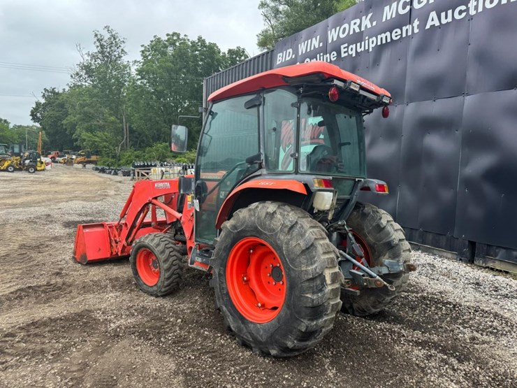 2017-kubota-l4060-image-4