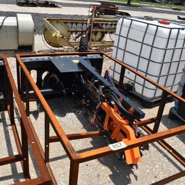 SKID STEER TRENCHER