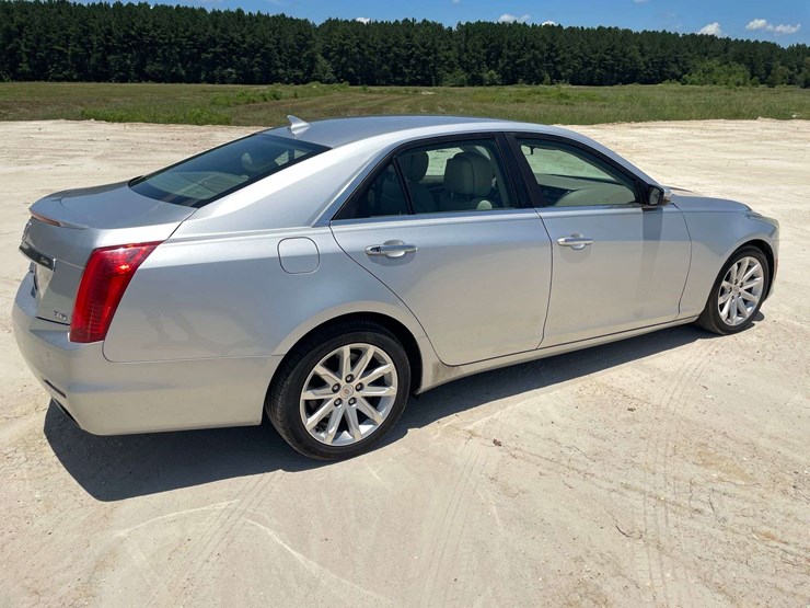 2014-cadillac-cts-4-door-sedan-(125,273-miles)-image-3