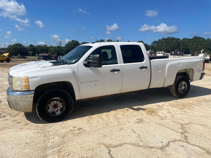 2007-chevrolet-silverado-2500-image-1