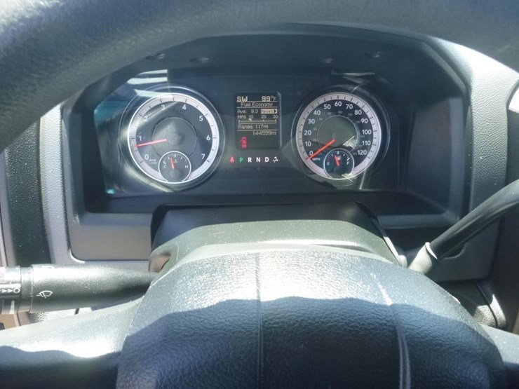 2018-dodge-2500-image-14
