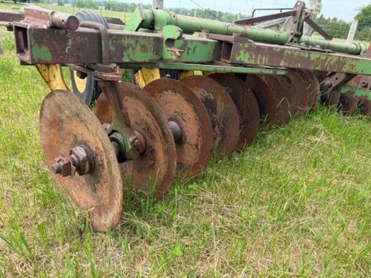 john-deere-14-image-6