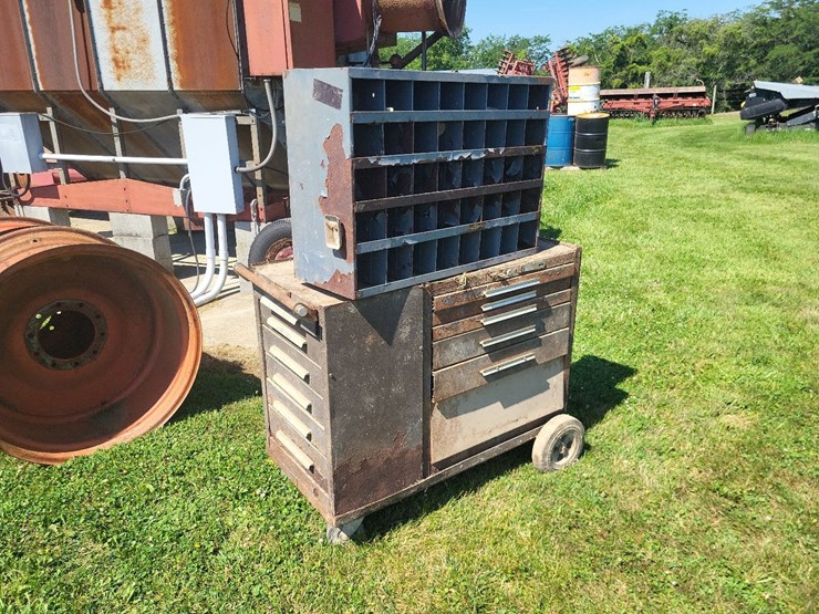 portable-tool-box-and-bolt-bins-w/contents-image-1