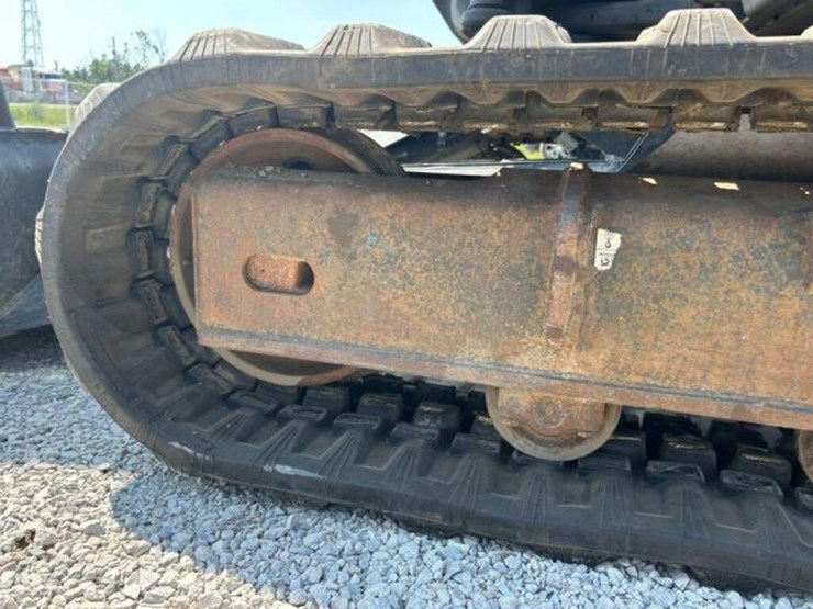 2022-bobcat-e88-image-74