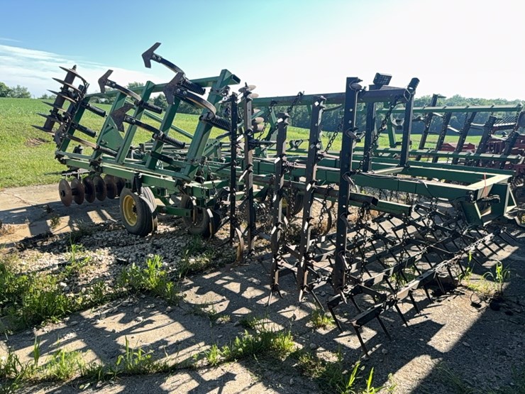 john-deere-724-image-5