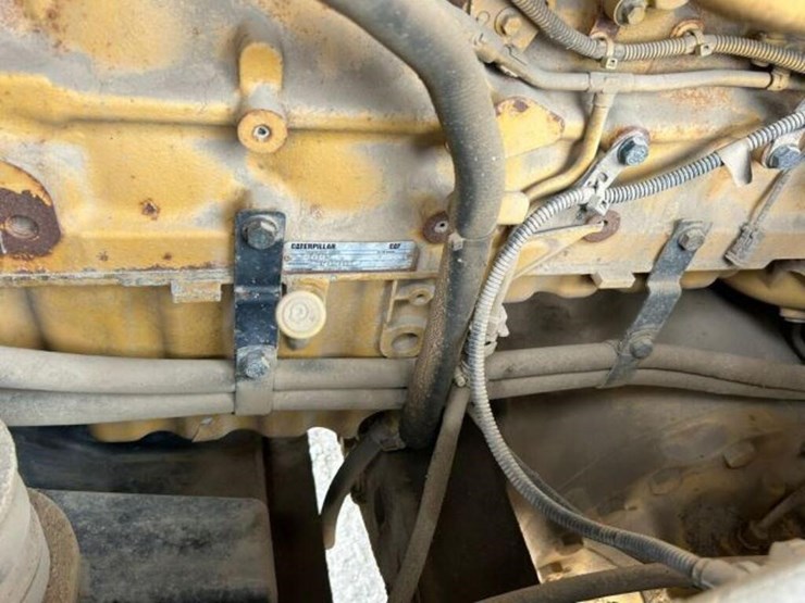 2016-caterpillar-938k-image-33