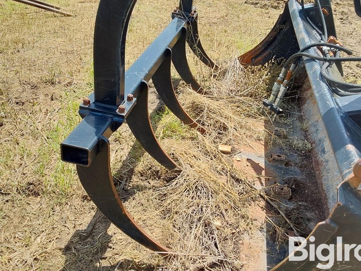 102"-bucket-w/maxi-grapple-image-9