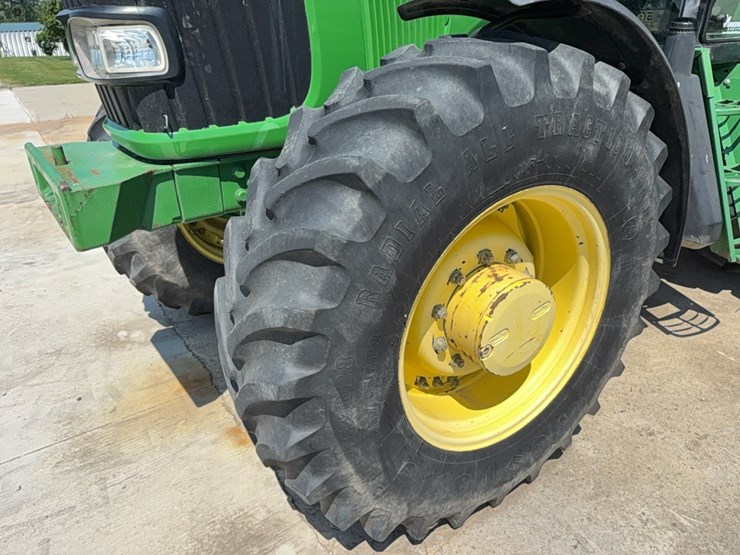 john-deere-7520-image-15