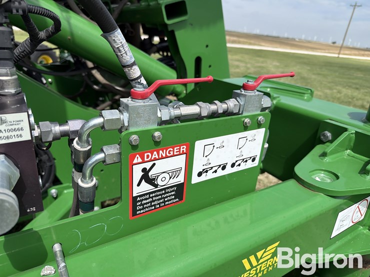 2023-john-deere-n560-image-12