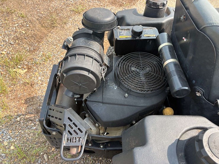 toro-z-master-52"-cut-zero-turn-lawn-mower-(735-hours)-image-11