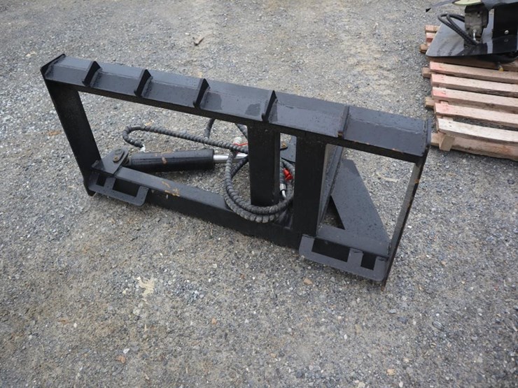 future-skid-steer-tree-puller-image-4
